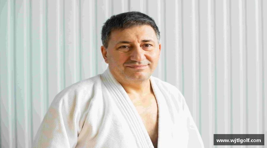 每一次努力，都是自我超越的开始。